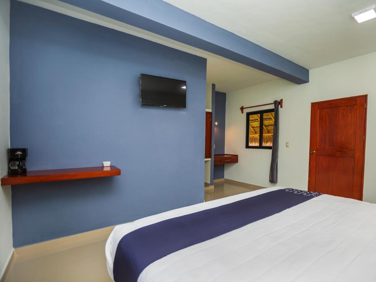 Hotel Pejelagarto Bacalar Exterior photo